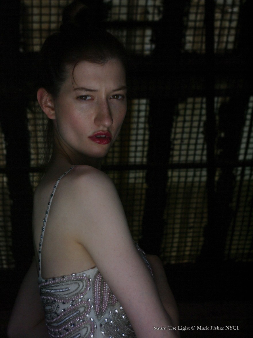 Maya Alex Strain The Light © Mark Fisher NYC1-7560