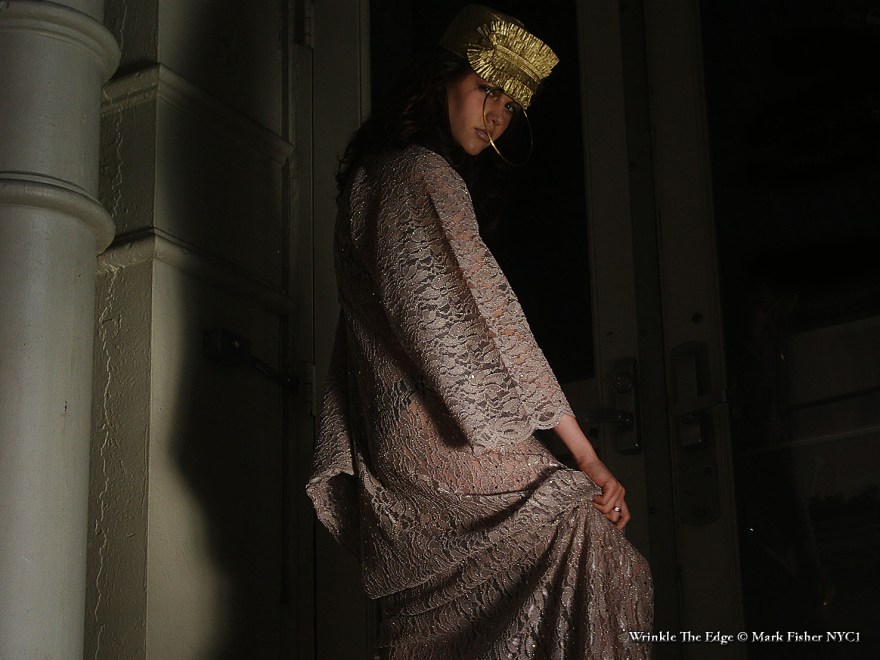 Arina Ozerova Wrinkle The Edge © Mark Fisher NYC1-7472