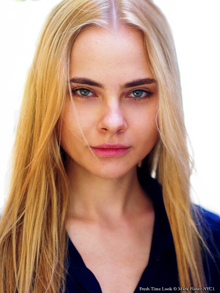 Lydia Fresh Time Look © Mark Fisher NYC1-9025